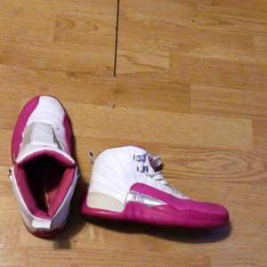 Nike Air jordan 12 retro dynamic pink